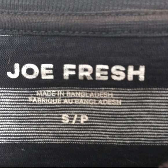 Joe Fresh Two Toned Navy Blue Striped T-Shirt Size Small - Picture 3 of 5